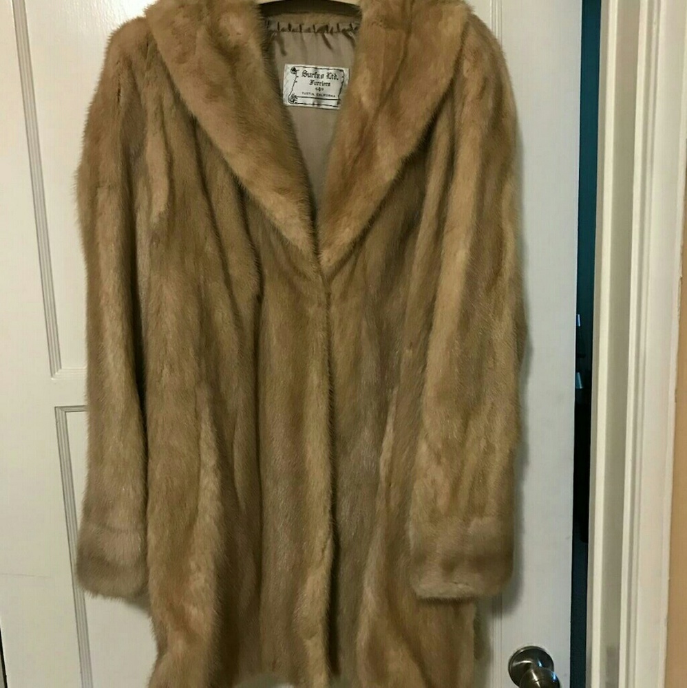 New Camel mink with leather 6" side inserts